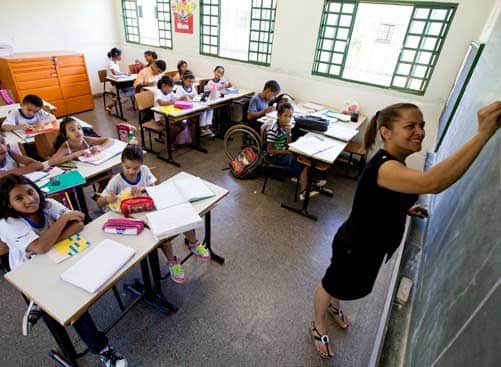 SEDF fala sobre o novo concurso para professores SEDF fala sobre o novo concurso para professores
