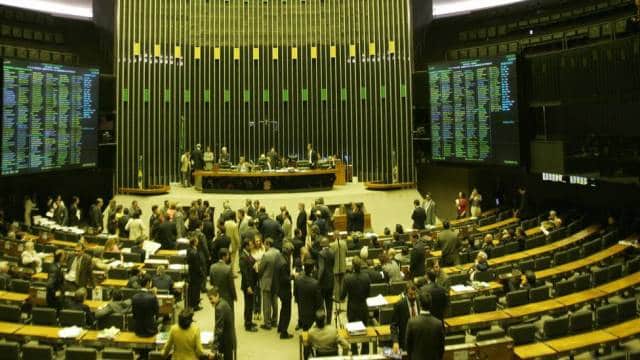 Câmara dos Deputados contrata Cespe/UnB Câmara dos Deputados contrata Cespe/UnB