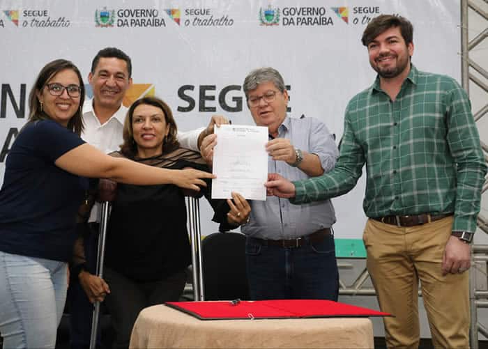 17 04 19 Lançamento do concurso para professores Francisco França 7 - Concurso SEE PB 2019: Governador lança concurso público com oferta de mil vagas