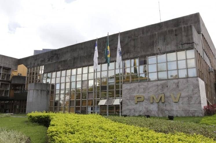 Concurso Prefeitura Vitória/ES: Novos editais ofertam 151 vagas Concurso Prefeitura Vitória/ES: Novos editais ofertam 151 vagas